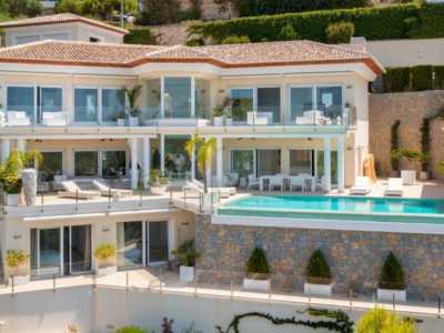 Villa For Sale in 