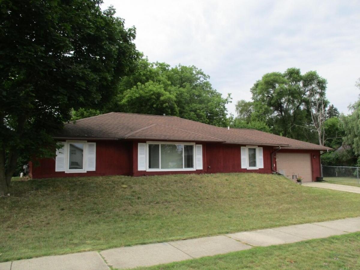 Picture of Home For Sale in Grayling, Michigan, United States