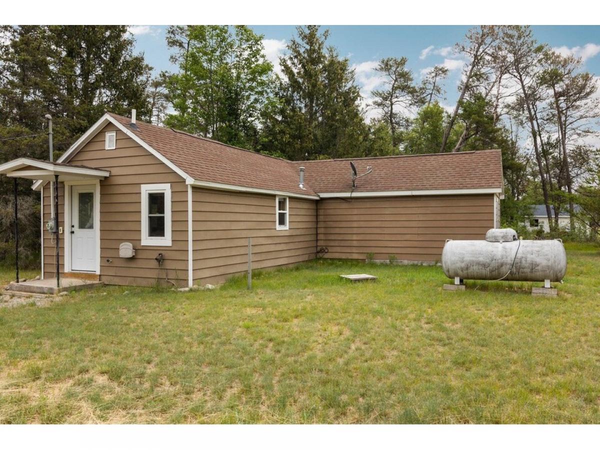 Picture of Home For Sale in Grayling, Michigan, United States