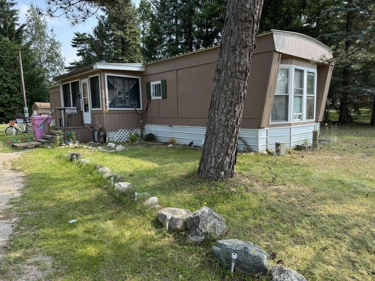 Picture of Home For Sale in Lake City, Michigan, United States