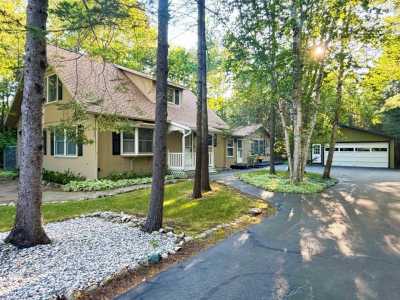 Home For Sale in Presque Isle, Michigan