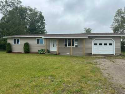 Home For Sale in Ossineke, Michigan