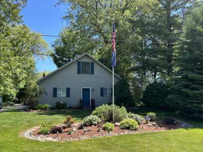 Home For Sale in Ossineke, Michigan