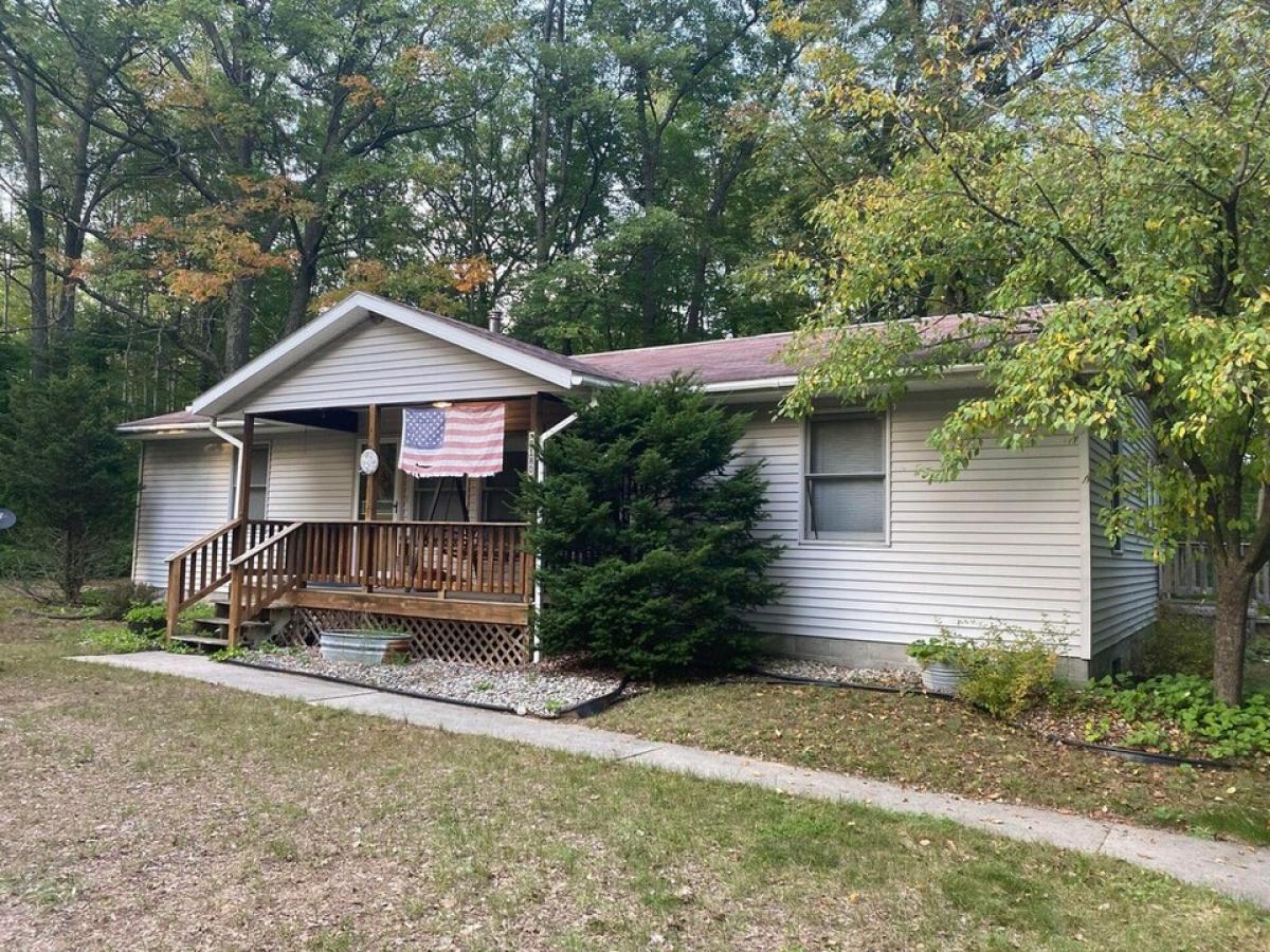 Picture of Home For Sale in Comins, Michigan, United States