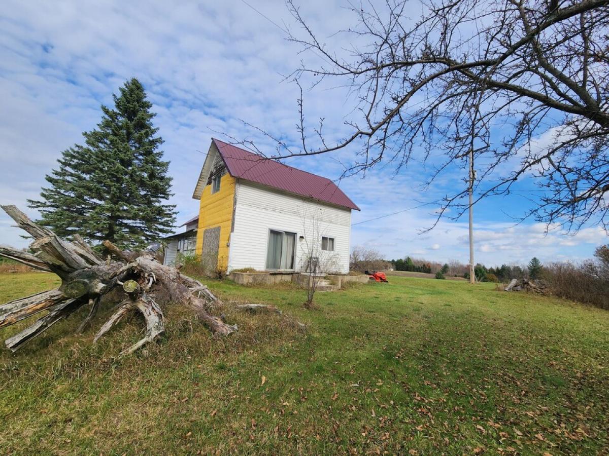 Picture of Home For Sale in Lewiston, Michigan, United States