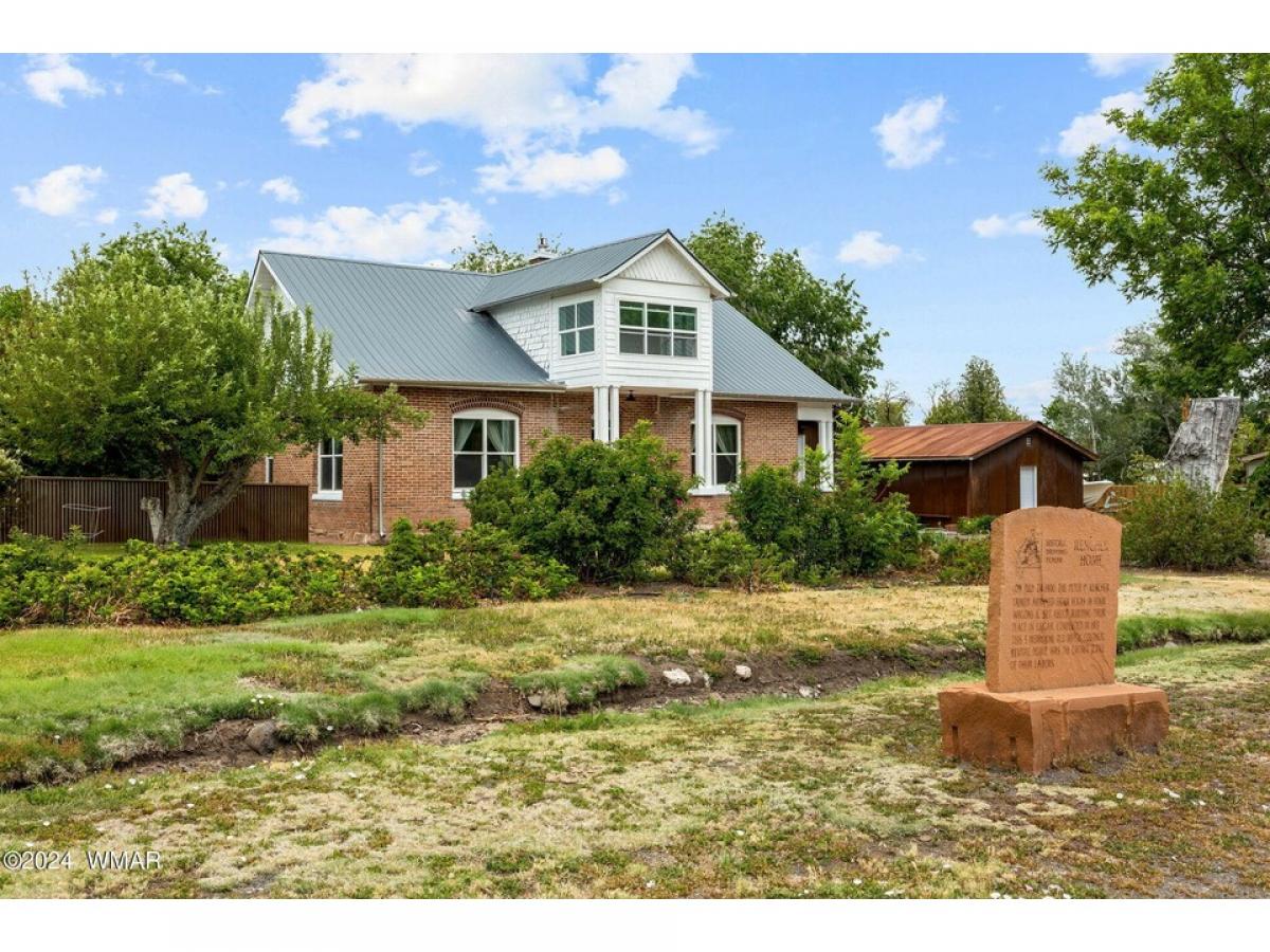 Picture of Home For Sale in Eagar, Arizona, United States