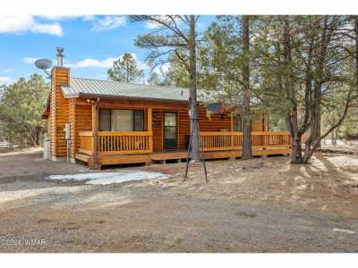 Home For Sale in Nutrioso, Arizona