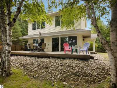 Home For Sale in Ellsworth, Michigan