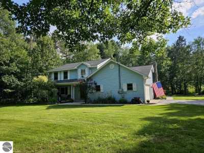 Home For Sale in Mio, Michigan