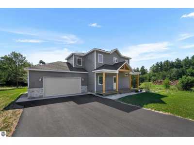 Home For Sale in Grawn, Michigan