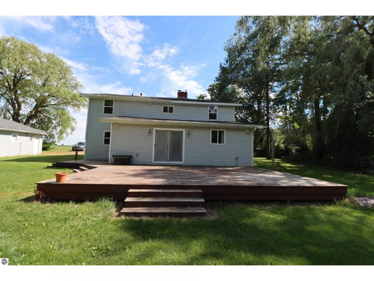 Picture of Home For Sale in Turner, Michigan, United States