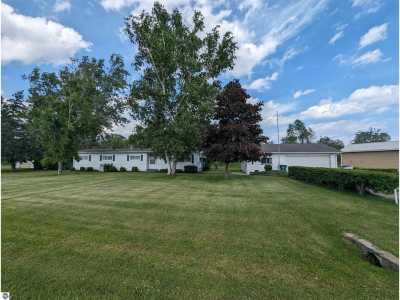 Home For Sale in Au Gres, Michigan