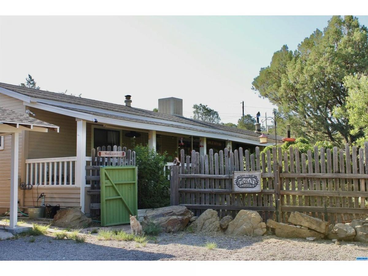 Picture of Home For Sale in Silver City, New Mexico, United States