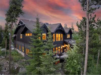 Home For Sale in Frisco, Colorado