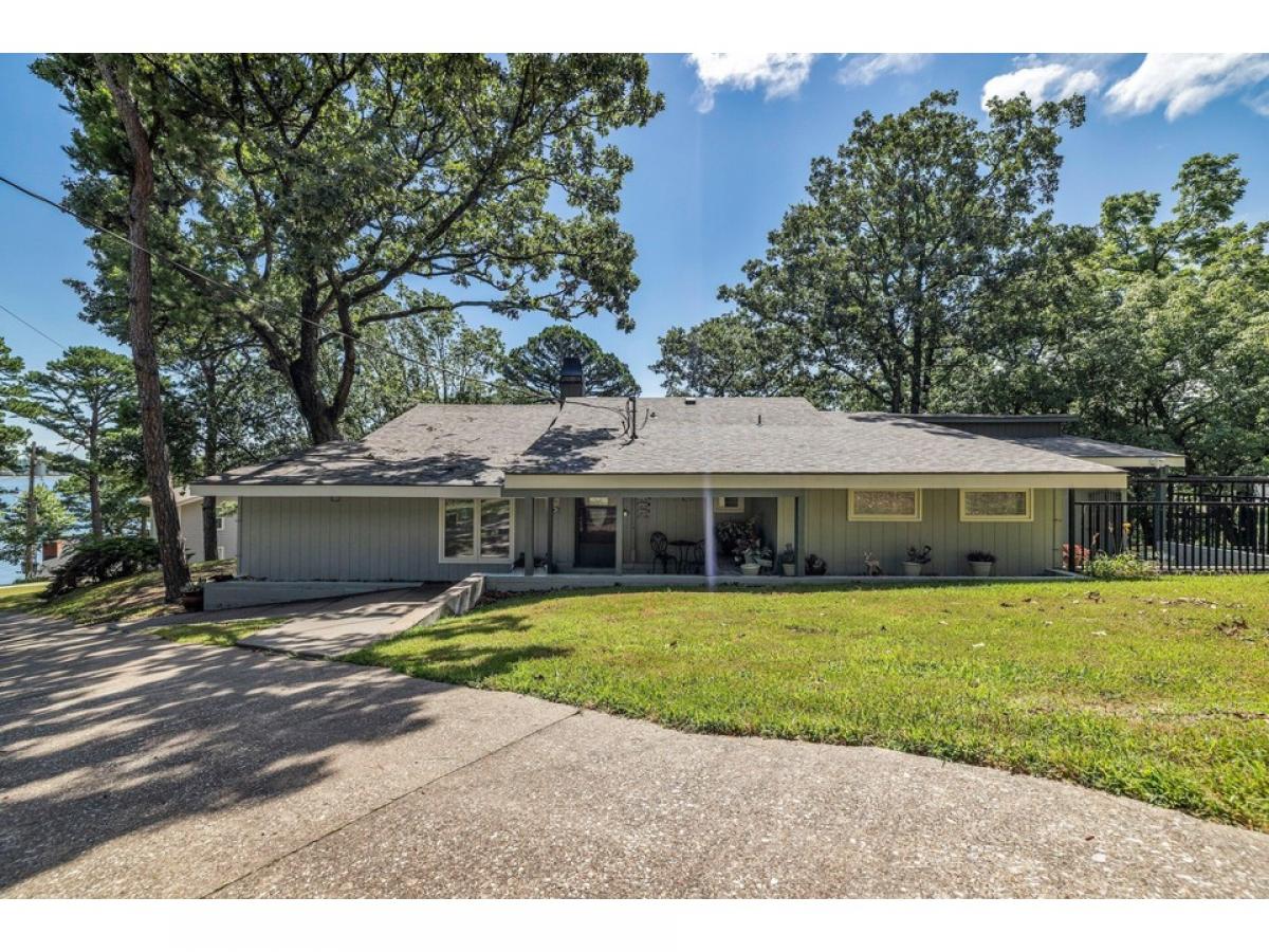 Picture of Home For Sale in Jay, Oklahoma, United States