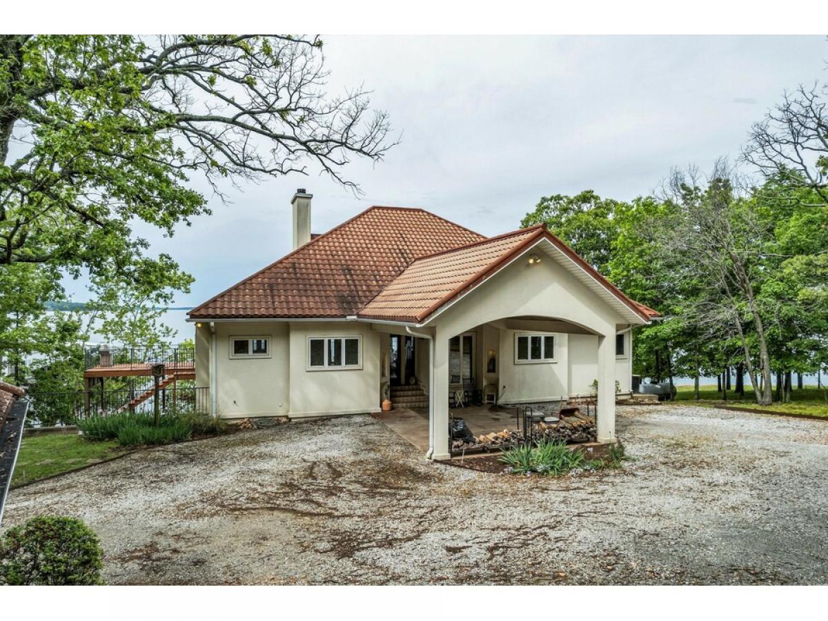 Picture of Home For Sale in Jay, Oklahoma, United States