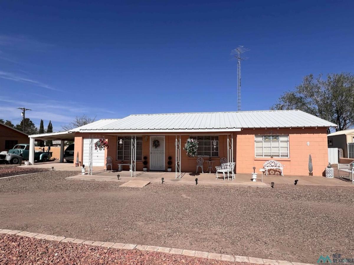 Picture of Home For Sale in Deming, New Mexico, United States