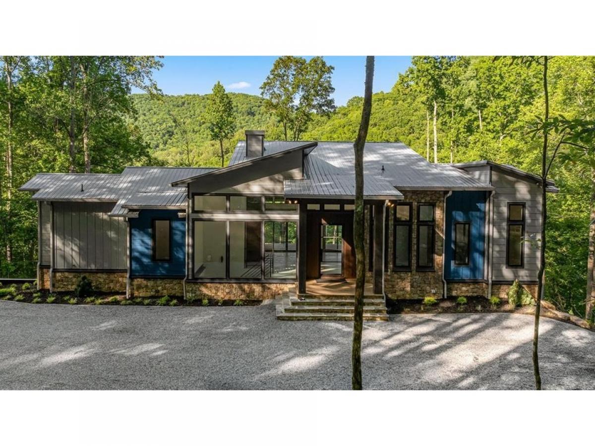 Picture of Home For Sale in Morganton, Georgia, United States