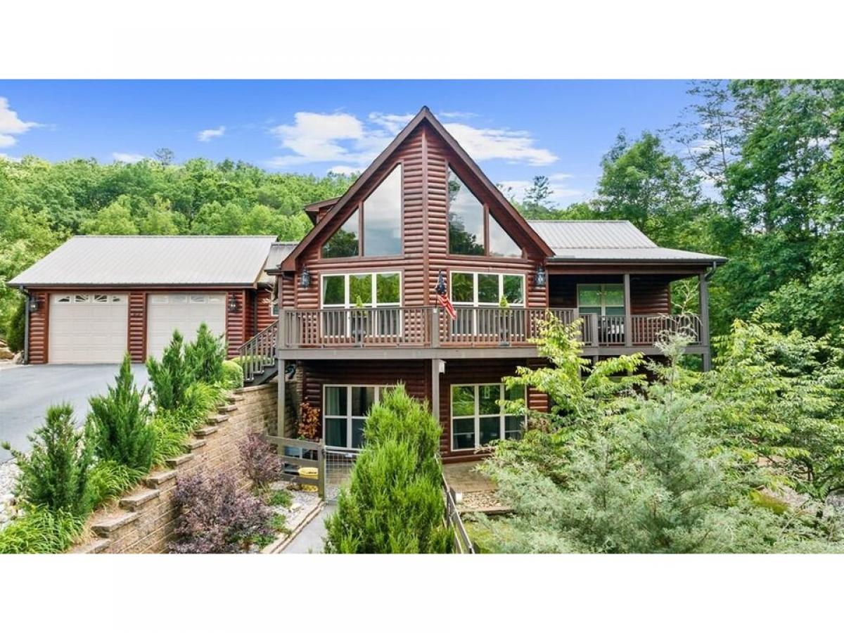 Picture of Home For Sale in Blairsville, Georgia, United States