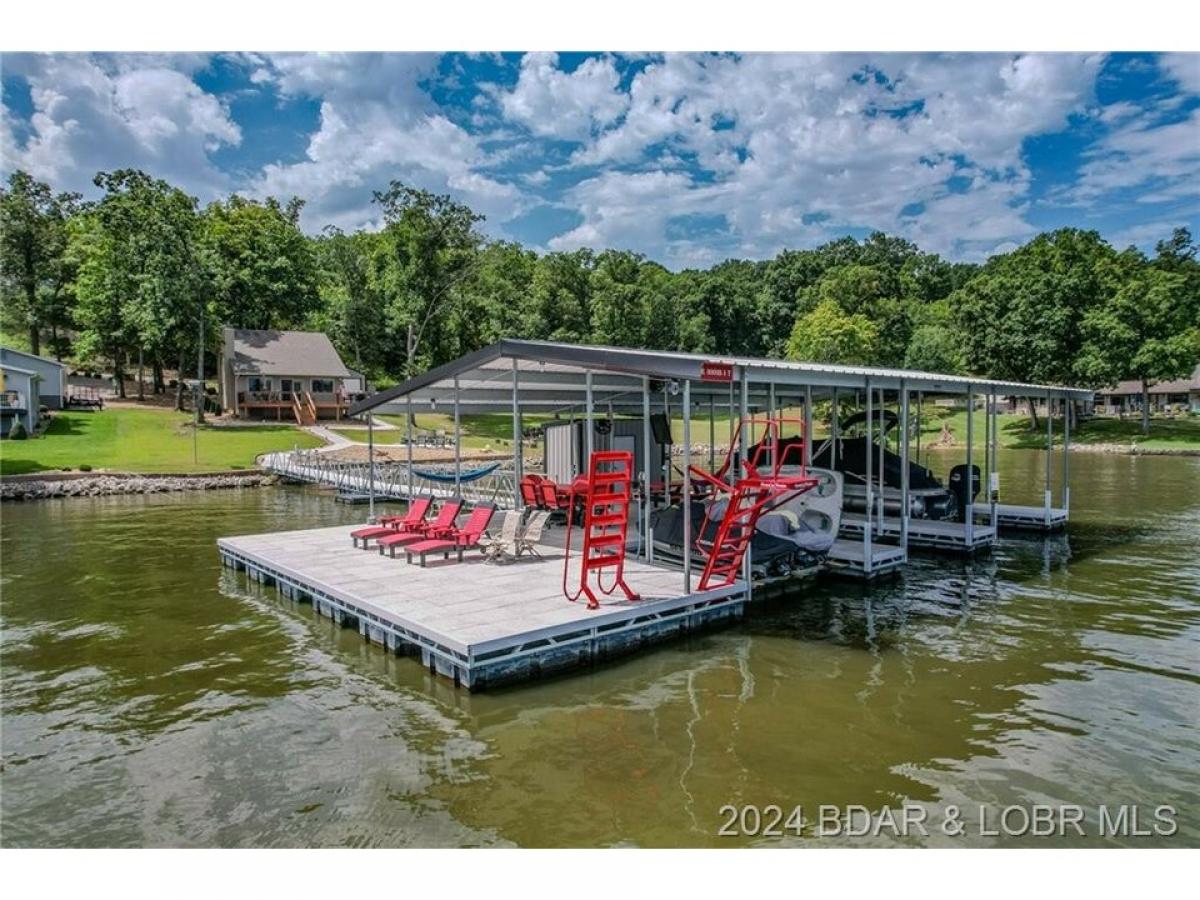 Picture of Home For Sale in Climax Springs, Missouri, United States