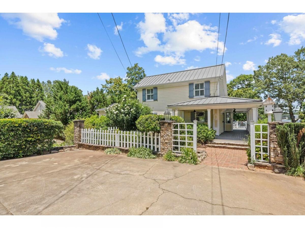 Picture of Home For Sale in Buckhead, Georgia, United States