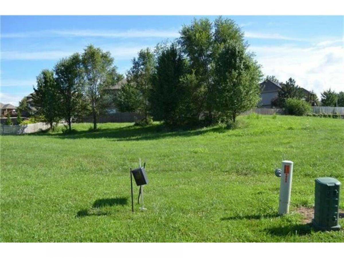 Picture of Residential Land For Sale in Kansas City, Missouri, United States