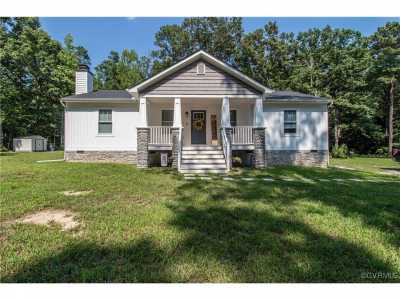 Home For Sale in Chester, Virginia