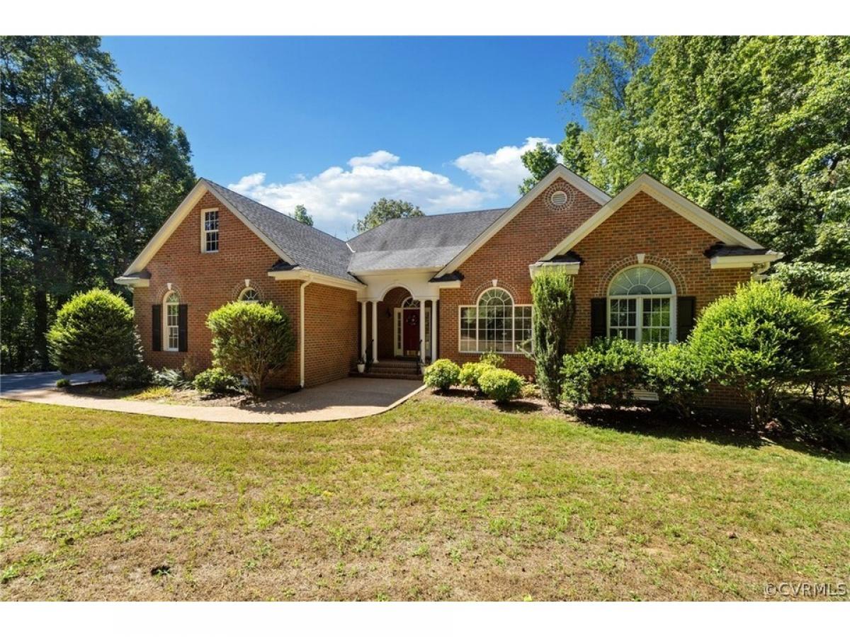 Picture of Home For Sale in Powhatan, Virginia, United States