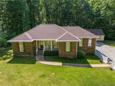 Home For Sale in Powhatan, Virginia