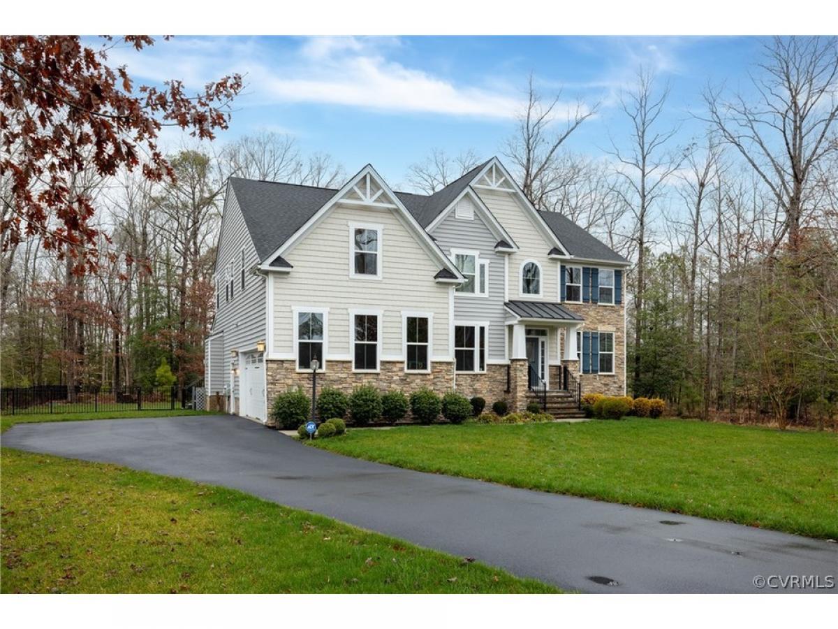 Picture of Home For Sale in Chester, Virginia, United States