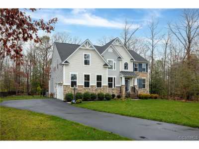 Home For Sale in Chester, Virginia