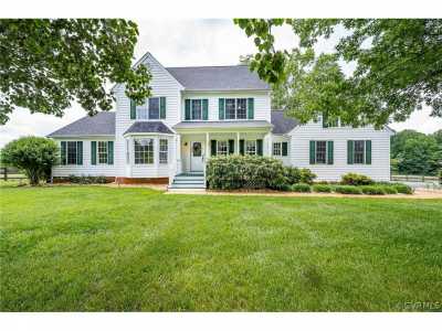 Home For Sale in Beaverdam, Virginia