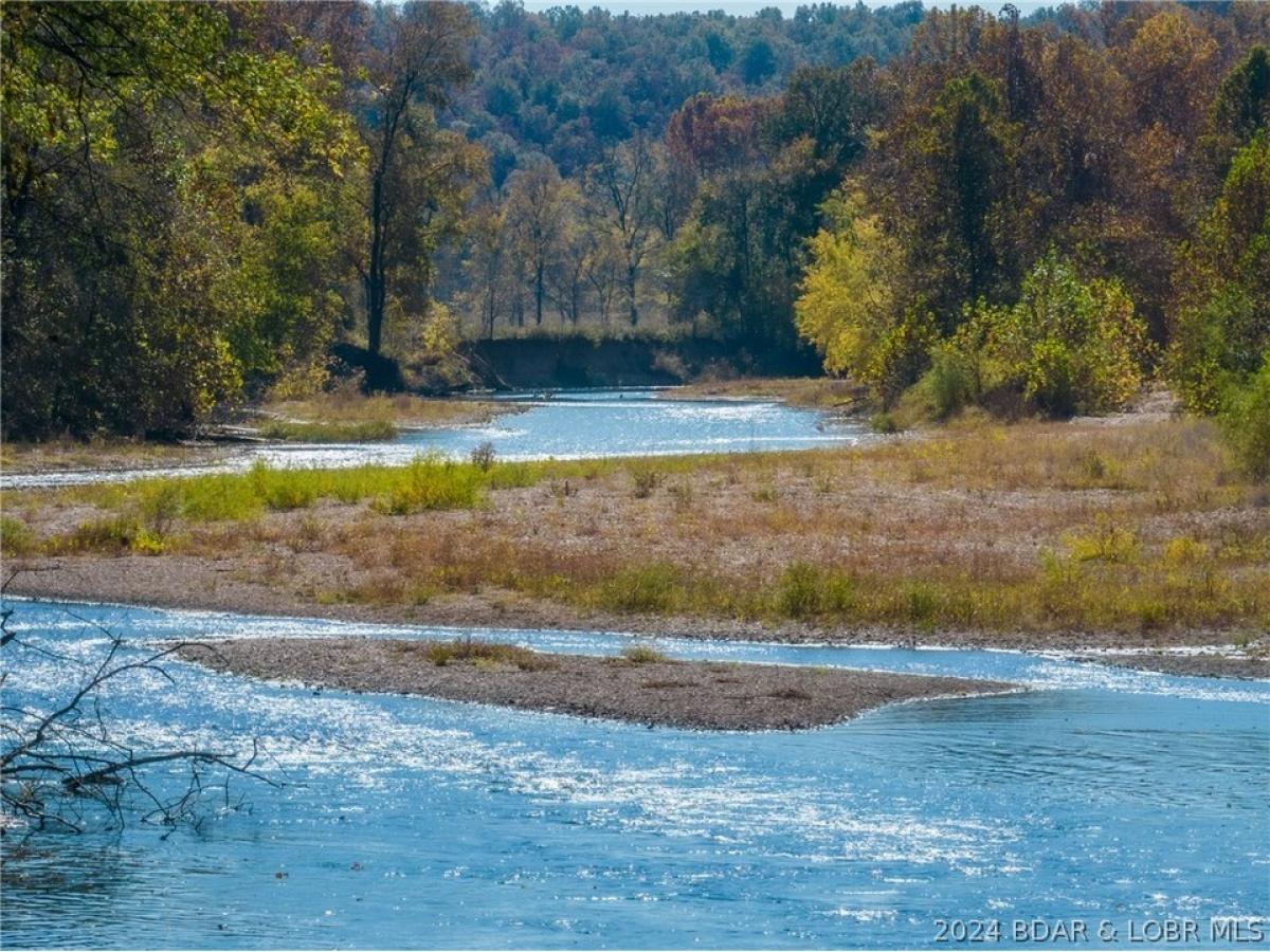 Picture of Residential Land For Sale in Lebanon, Missouri, United States