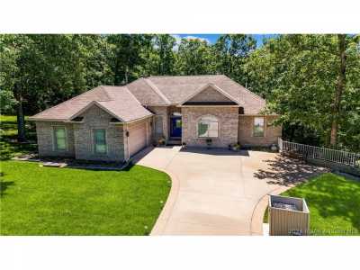 Home For Sale in Four Seasons, Missouri