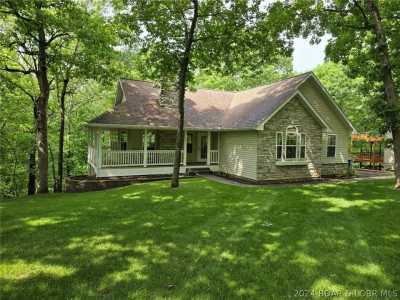 Home For Sale in Villages, Missouri