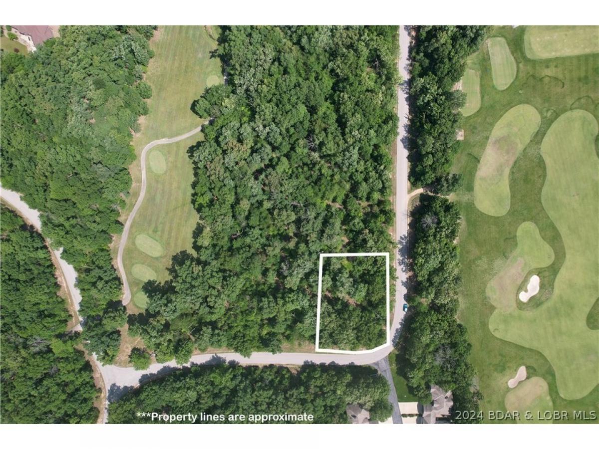 Picture of Residential Land For Sale in Porto Cima, Missouri, United States