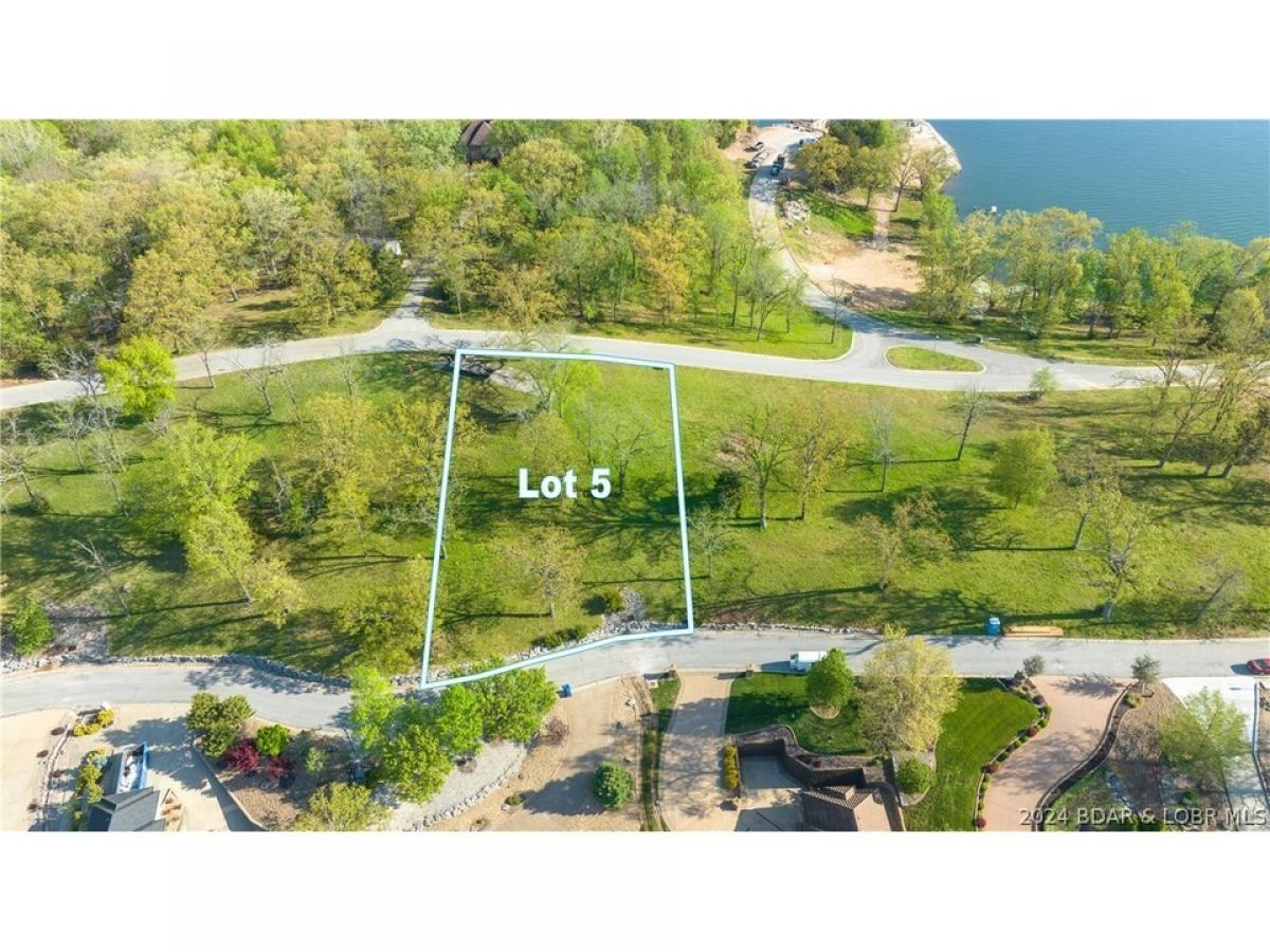 Picture of Residential Land For Sale in Osage Beach, Missouri, United States