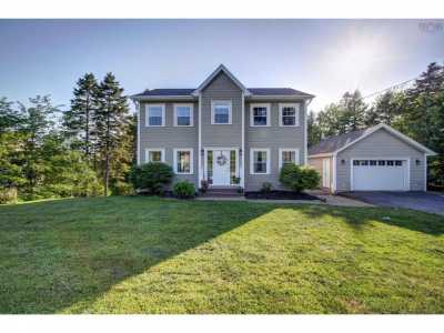 Home For Sale in Upper Tantallon, Canada