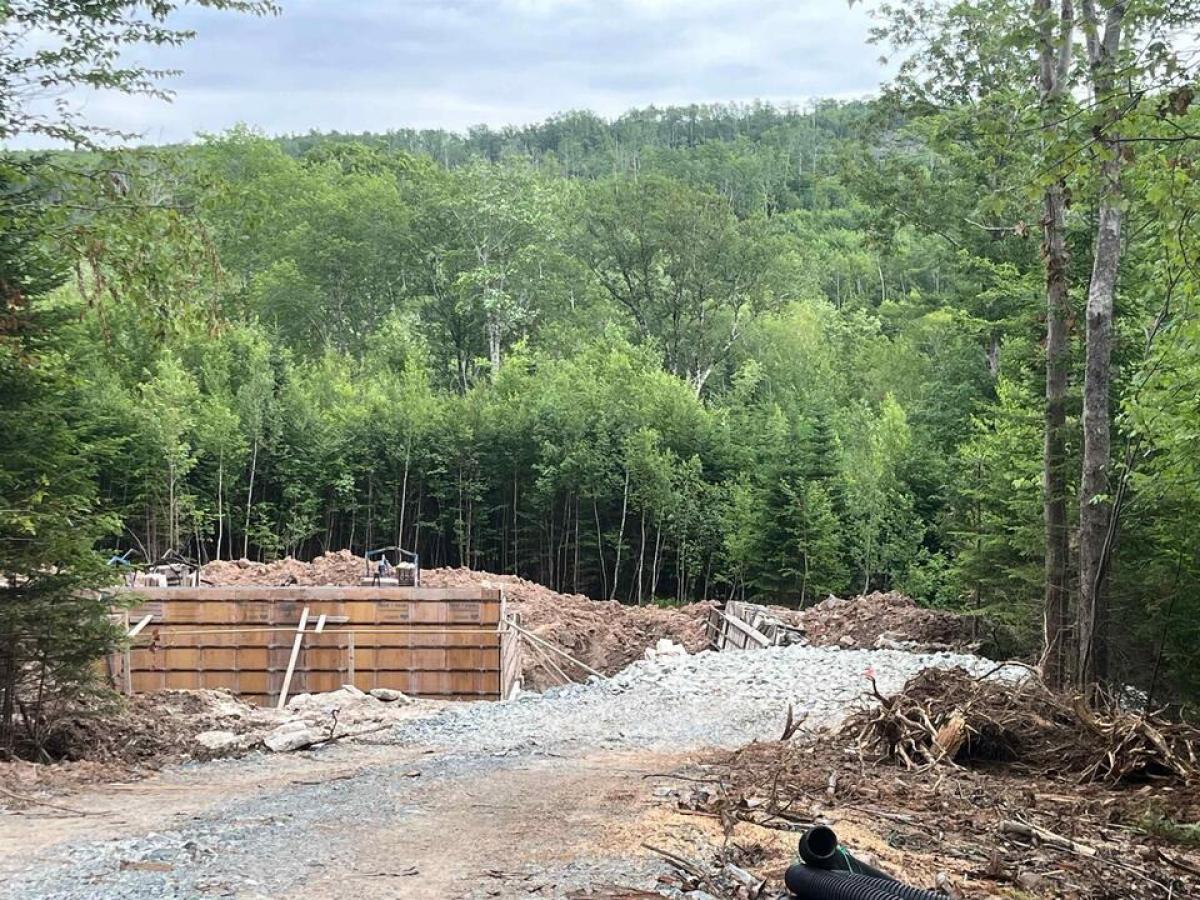 Picture of Home For Sale in Fletchers Lake, Nova Scotia, Canada