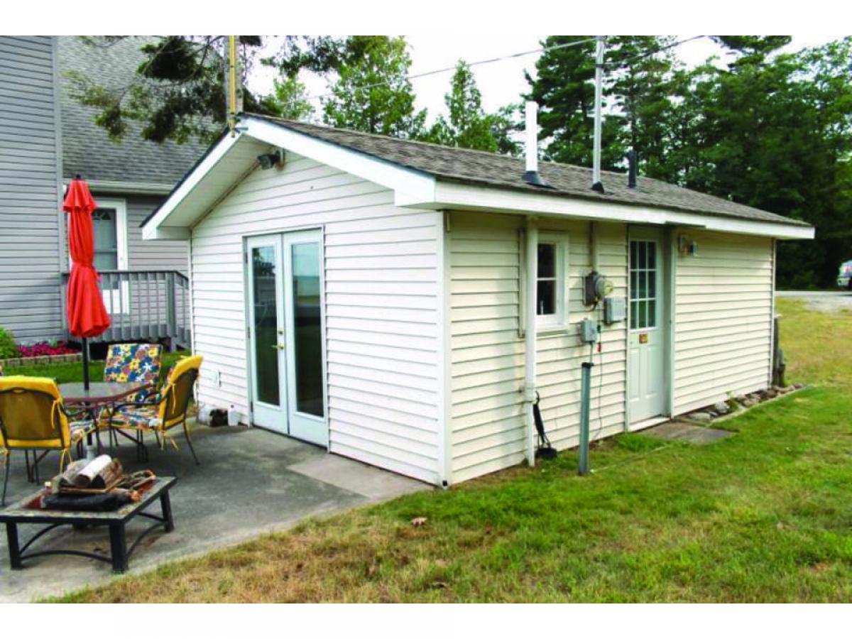 Picture of Home For Sale in Greenbush, Michigan, United States