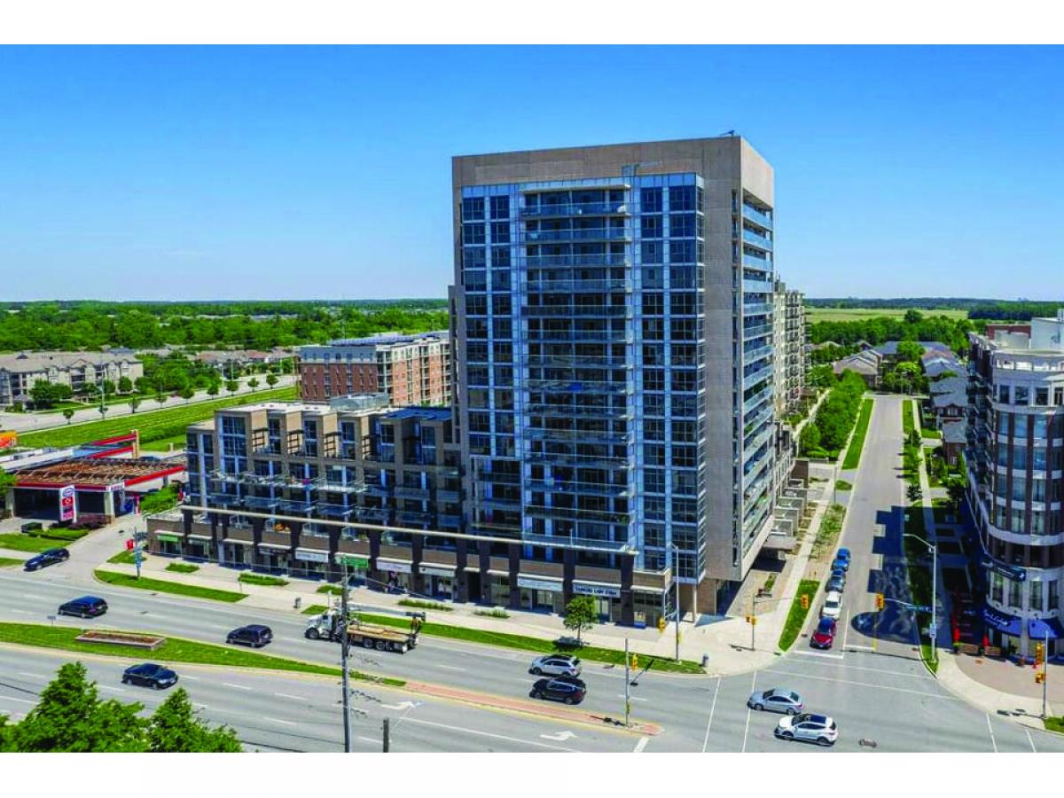 Picture of Condo For Sale in Burlington, Ontario, Canada