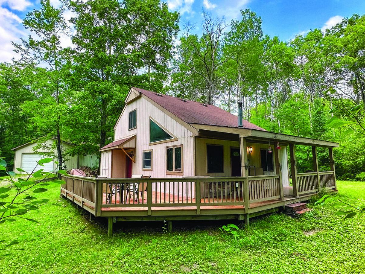 Picture of Home For Sale in Barton City, Michigan, United States