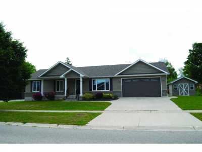 Home For Sale in Clifford, Canada