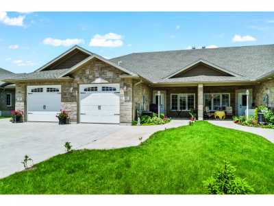 Home For Sale in Mount Forest, Canada