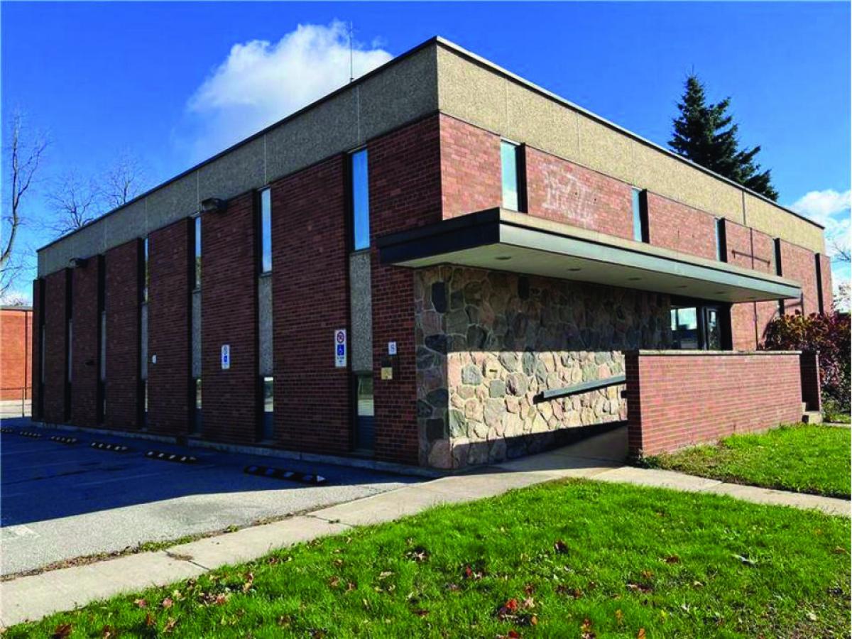 Picture of Commercial Building For Sale in Dunnville, Ontario, Canada