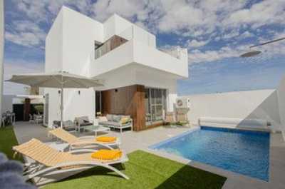 Villa For Sale in San Fulgencio, Spain