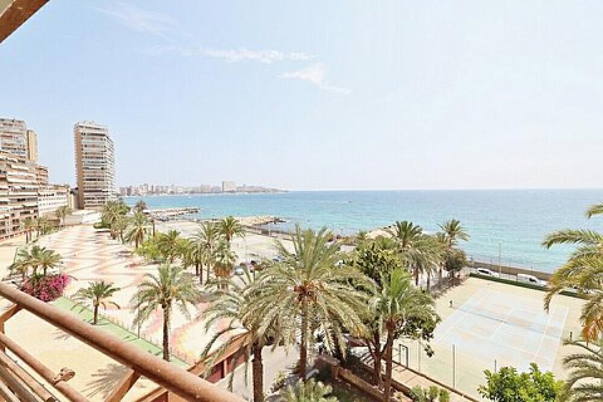 Picture of Apartment For Sale in Alicante, Alicante, Spain