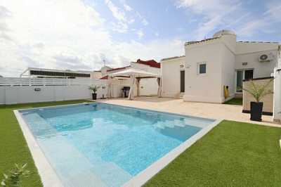 Villa For Sale in La Siesta, Spain