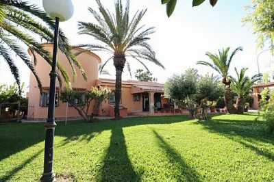 Villa For Sale in Torrevieja, Spain