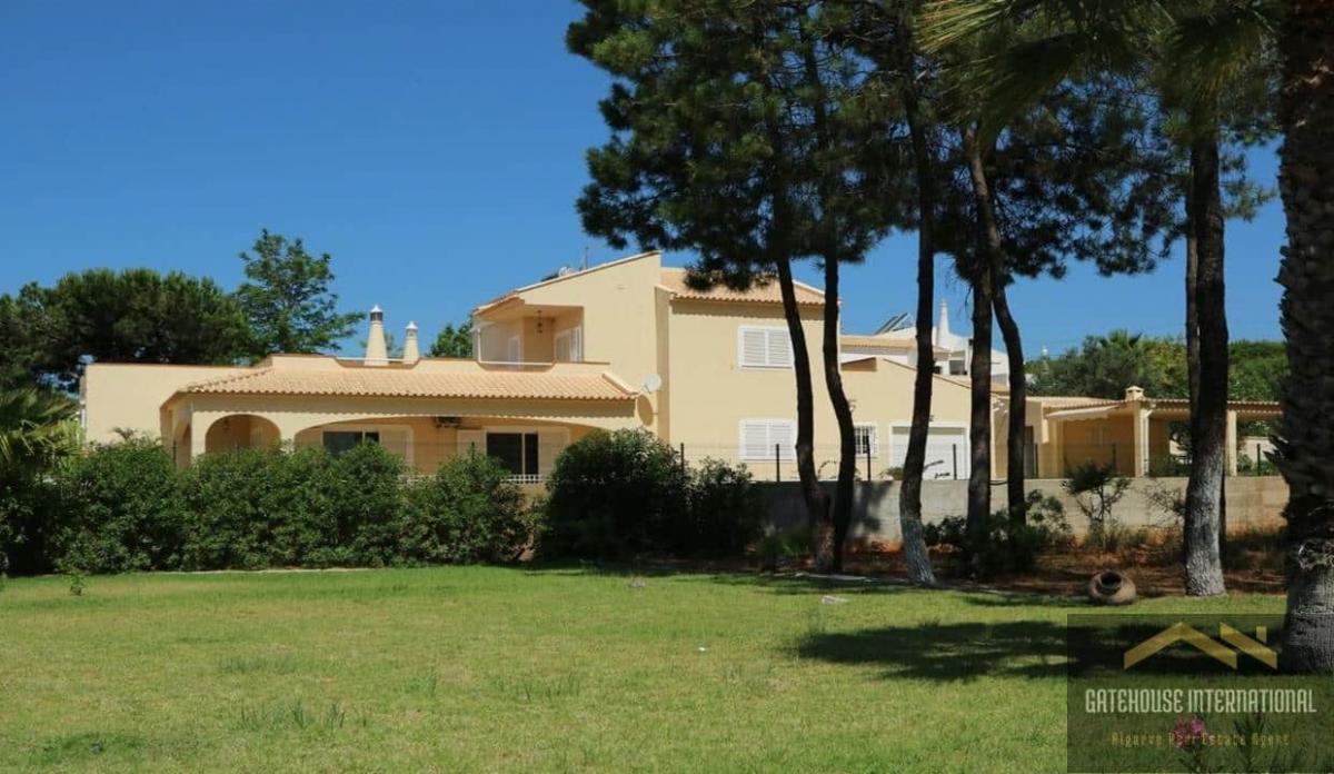 Picture of Villa For Sale in Almancil, Algarve, Portugal